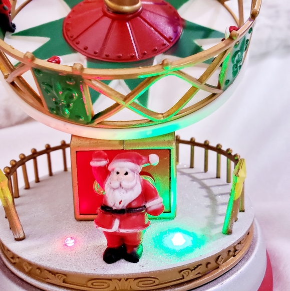 Holiday Time Holiday Holiday Time Light Up Motion Carnival Ride